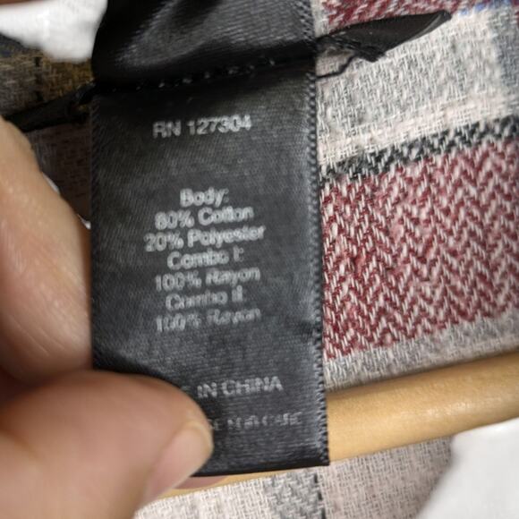 Ali Miles Patchwork Tunic Top 1X Mixed Media Floral Plaid Button Front Raw Hem - Picture 8 of 10